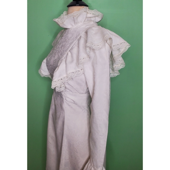 Vintage Boho Wedding Gown White Brocade Lace Long Sleeve Sash Dress - Picture 8 of 11